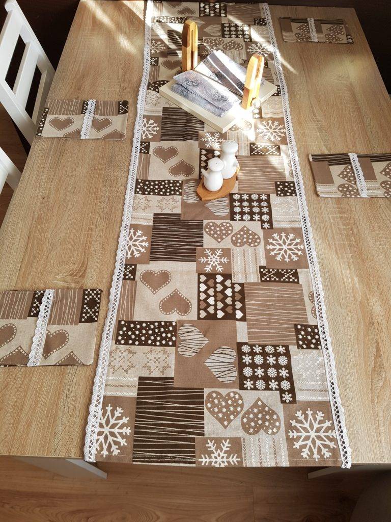 Prostírání na Vánoční stůl