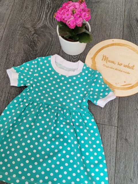 92 letní šaty mint