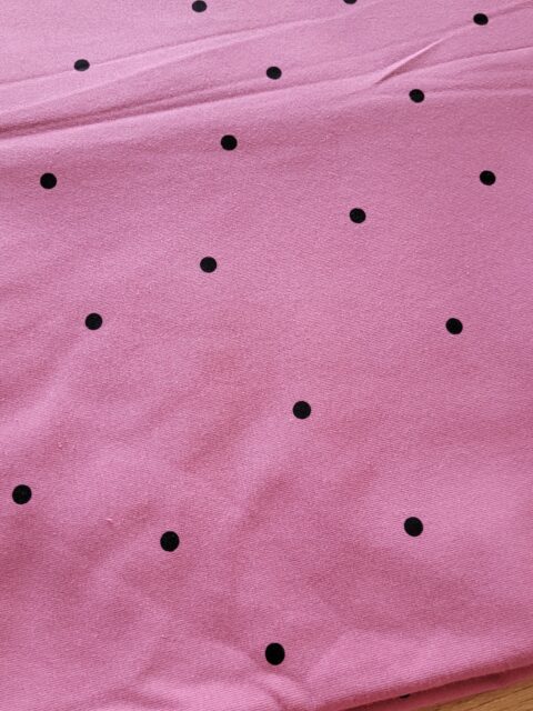 puntíky na strarorůžové